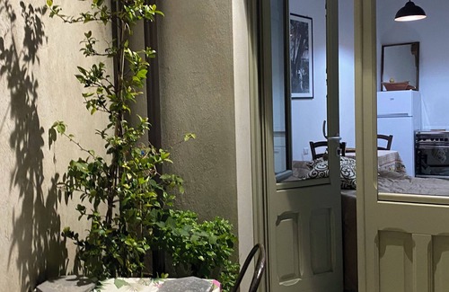 Sant'Antioco Apartment | STUDIO 18 centre of old town two minuted close to seaside