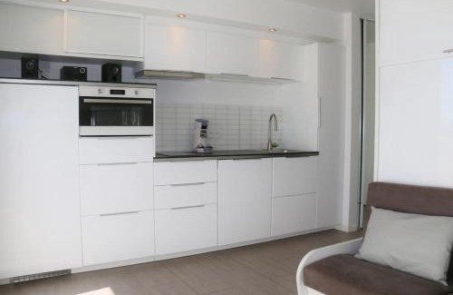 Naturist Village Apartment | Studio 20, Héliopolis D au village naturiste