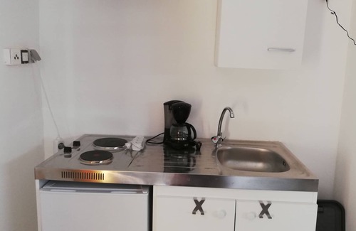 Neuvy-sur-Loire House | Studio 25m ² at the edge of the Loire 3 minutes from the Belleville power station