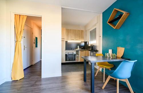 Mulhouse Apartment | Studio 26 m2 à Mulhouse - Terrasse & Stationnement - Accès UHA & Tram