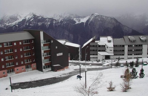 Eclose-Est Apartment | Studio 3 stars comfortable for 4 people - close to the ski lifts