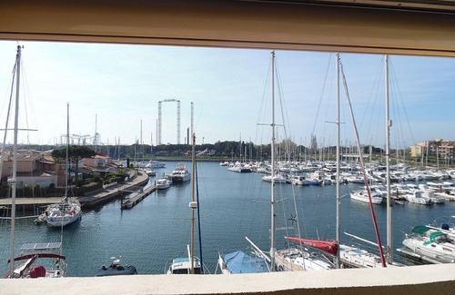 Cap d'Agde Apartment | Studio 34 m² with separate sleeping area 4 per fully equipped facing port malfato