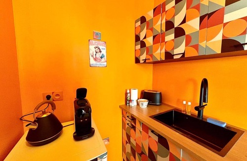 Quartier Administrations Apartment | Studio 54 - Real bedroom - heart of the city - A/C