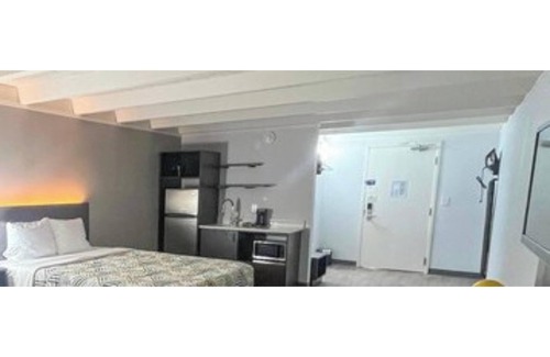 Rockford Hotel | Studio 6 Rockford, IL – RFD Airport