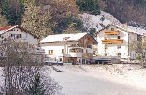 Niedergallmig Apartment | Studio Apart Fassern by Interhome