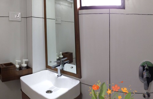 Thiruvananthapuram Apartment | Studio Apartment Suite with kitchenette