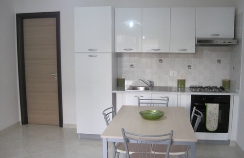 Pizzo Apartment | Studio Apartment at Pizzo Beach Club. Two Pools & Close to Beach. Free WI-FI.