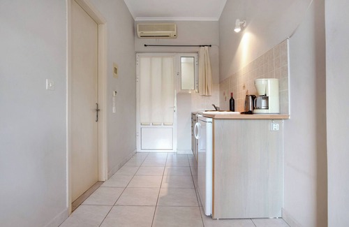 Limni Keri Apartment | Studio Apartment "Dolphin Sea View 11" with Garden & Wi-Fi