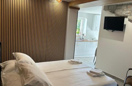 Predjama Apartment | Studio apartment in nature