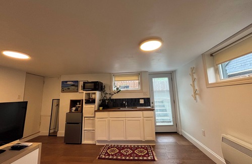 North End Apartment | Studio apartment in walkable west Halifax