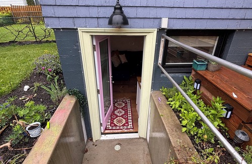 North End Apartment | Studio apartment in walkable west Halifax