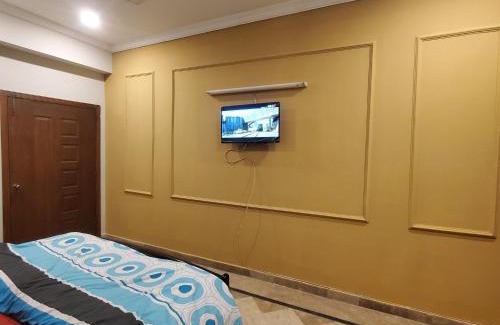 E-11 Sector Apartment | Studio Apartment - Main Margalla Road