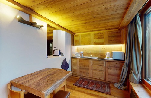 Silvaplana Apartment | Studio apartment on the ground floor, approx.