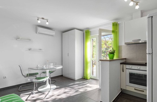 Bilice Apartment | Studio Apartment Sekula