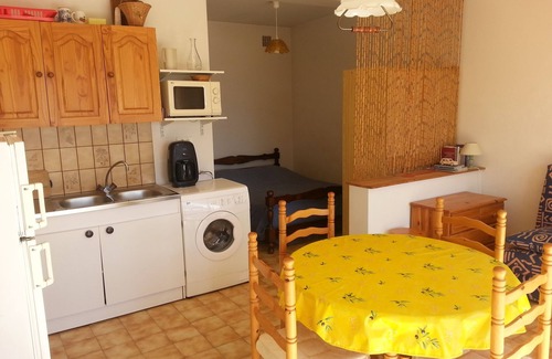 Lumio Apartment | Studio au Calme vue sur la Baie de Calvi, Dans une Ancienne Oliveraie