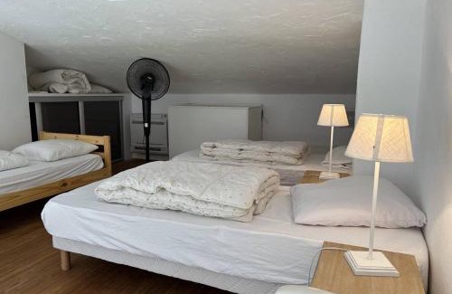 Le Lavandou Apartment | Studio avec mezzanine 6 pers, piscine, parking privé - FR-1-251-868