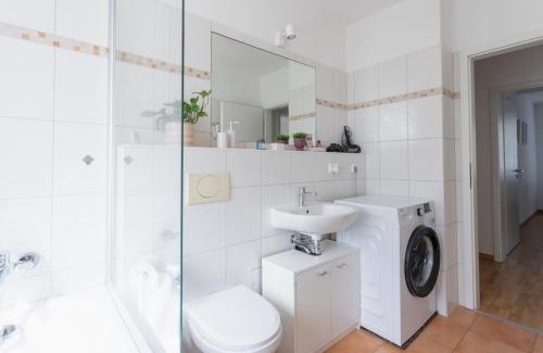 Dessau-Rosslau Apartment | Studio Bauhaus am Hauptbahnhof