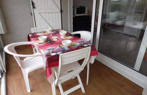 Marseillan Apartment | Studio Cabine 4 Pers avec Véranda et Parking Privé – Proche Quai de Plaisance à Marseillan - FR-1-326-489