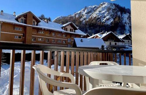 Valloire Apartment | *Studio cabine 4 pers, sud, proche télécabine Crêt de la Brive, centre Valloire* - FR-1-263-19