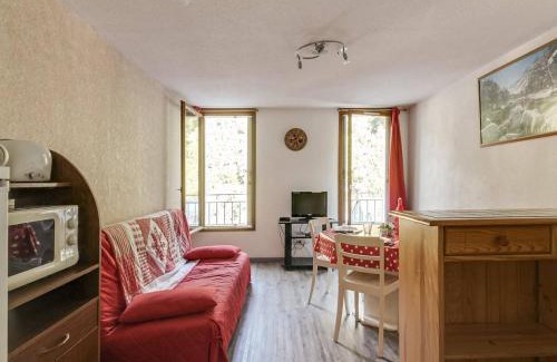 Bareges Apartment | Studio cabine 6 pers, idéal montagne, ascenseur, ski, parking, animaux admis - FR-1-403-12