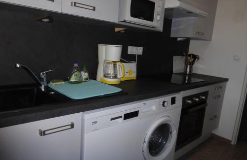 Le Sauze Apartment | Studio cabine au Sauze, proche pistes, 4 couchages - FR-1-804-2