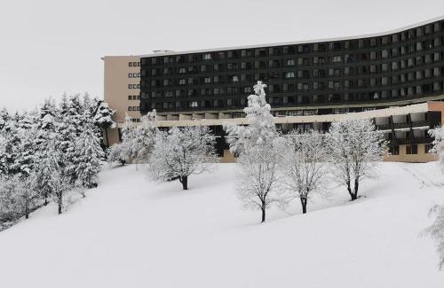 Villard-de-Lans Apartment | Studio cabine avec terrasse sud et parking à Villard-de-Lans, proche pistes et randonnées - FR-1-515-106