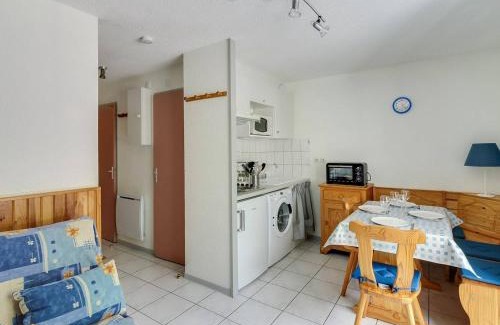 Luz-Saint-Sauveur Apartment | Studio cabine cosy pour 4 pers. avec balcon au sud et parking, à deux pas du centre de Luz-Saint-Sauveur - FR-1-402-59