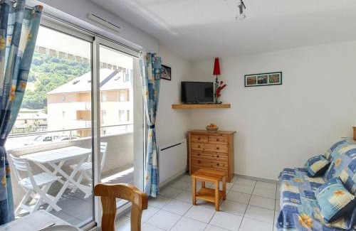 Luz-Saint-Sauveur Apartment | Studio cabine cosy pour 4 pers. avec balcon au sud et parking, à deux pas du centre de Luz-Saint-Sauveur - FR-1-402-59