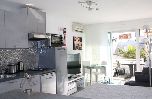 Naturist Village Apartment | Studio Cap d'Agde naturisme, studio flat, 2 persons