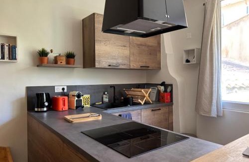 Couronne Urbaine Apartment | Studio charmant centre historique au calme