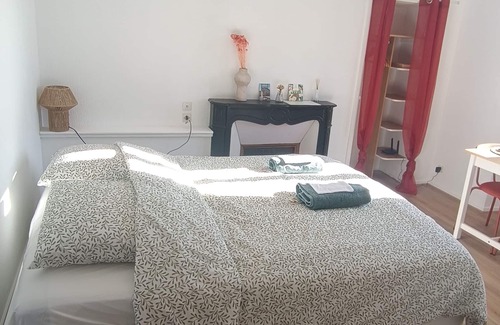 Faubourg-Raines Apartment | Studio Cité de la gastronomie