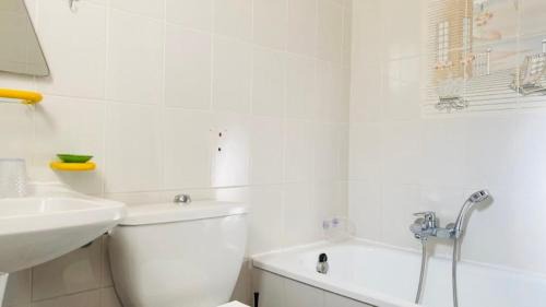 Marine de Saint Ambroggio Apartment | Studio Cocody 4 Lumio