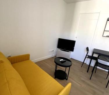 Sablon - Trudaine Apartment | Studio Cocon avec mezzanine