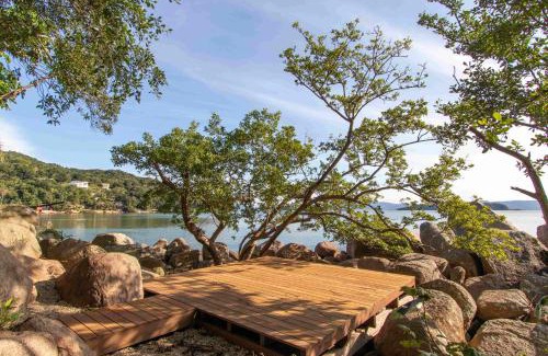 Sambaqui Apartment | Studio com vista deslumbrante do mar HS9005