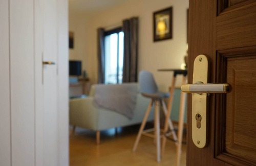 Brive-la-Gaillarde Apartment | Studio Cosy Terrace Breathtaking view