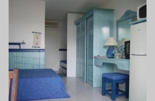 L'Autre-Bord Apartment | studio face à la mer