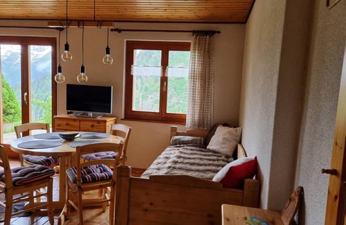 Val d'Illiez Apartment | Studio flat ∙ 4 guests