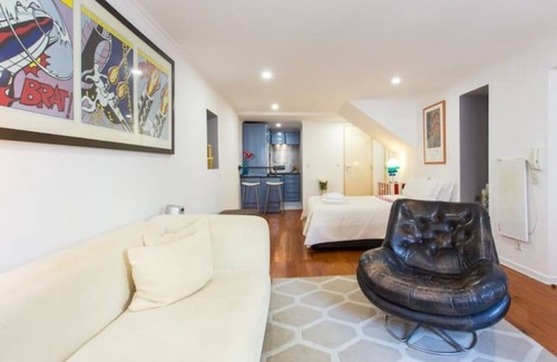 Principe Real Apartment | Studio flat in Lisbon at Principe Real