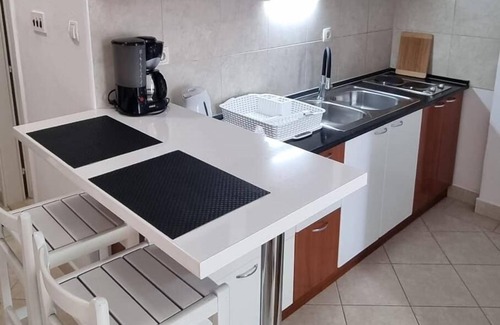 Postira Apartment | Studio flat near beach Postira, Brač (AS-706-a)