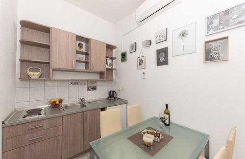 Tucepi Apartment | Studio flat with air-conditioning Tučepi, Makarska (AS-6856-b)