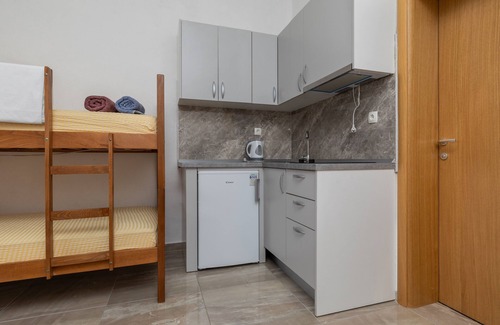 Bratus Apartment | Studio flat with balcony and sea view Krvavica, Makarska (AS-23540-d)