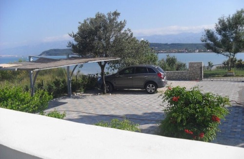 Ljubac Apartment | Studio flat with balcony and sea view Ljubač, Zadar (AS-14593-a)