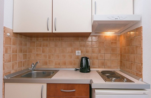 Brela Apartment | Studio flat with balcony and sea view Brela, Makarska (AS-2752-d)