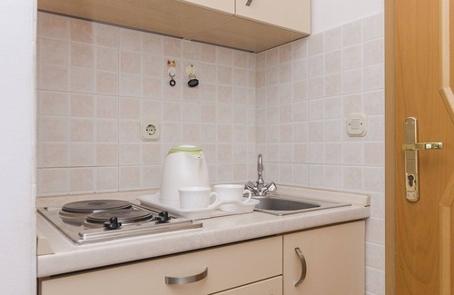 Brela Apartment | Studio flat with balcony and sea view Brela, Makarska (AS-11687-c)
