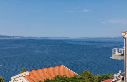 Tice Apartment | Studio flat with terrace and sea view Balića Rat, Omiš (AS-4868-f)