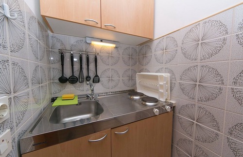Brela Apartment | Studio flat with terrace Brela, Makarska (AS-20778-a)