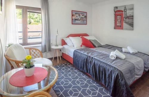 Lepetane Apartment | Studio Flat with View near Kotor Bay in Tivat