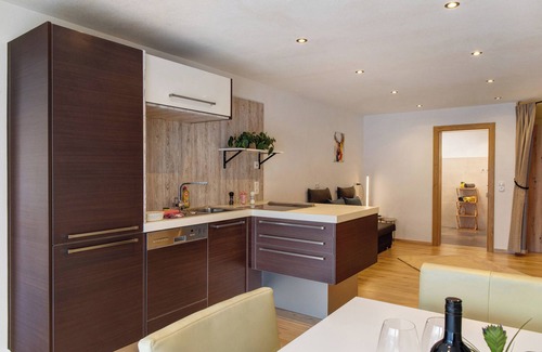 Fliess Apartment | Studio 'Gabl' with Mountain View, Shared Terrace and Wi-Fi