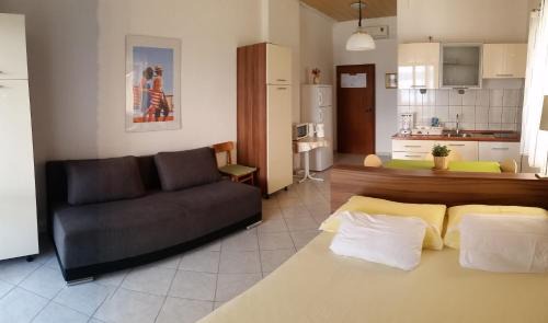 Brela Apartment | Studio ground floor with terace