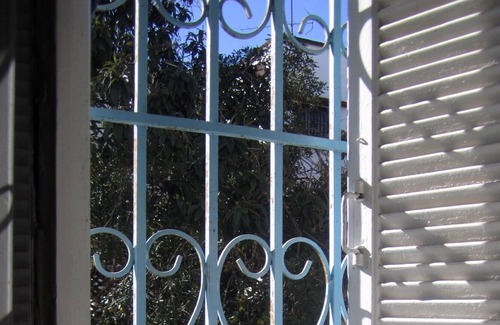 Hydra Apartment | Studio in a nice and quiet area, near the French Embassy